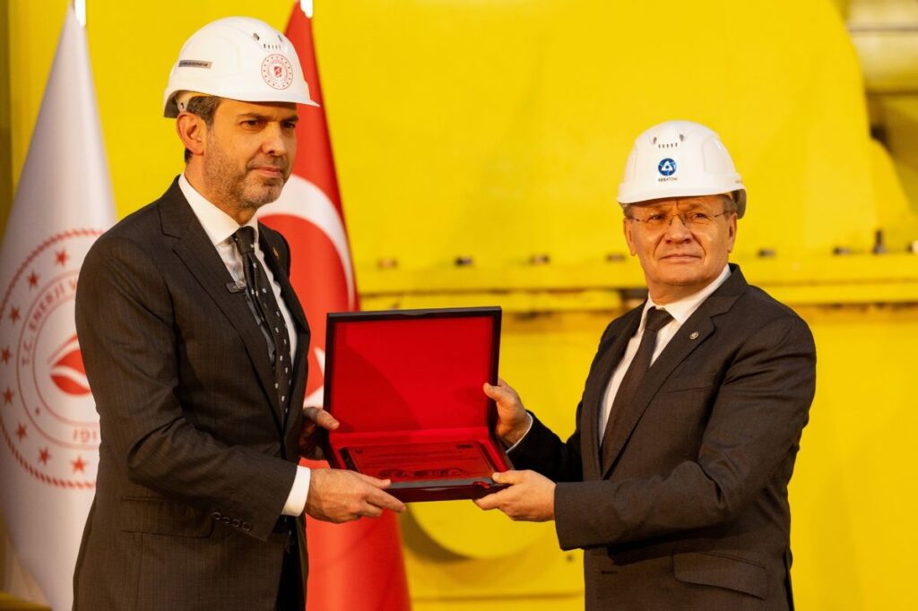 Turkey’s Akkuyu nuclear power plant gets a turbine installed